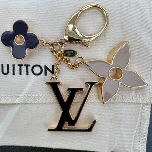 Louis Vuitton Fleur de monogram bag charm
